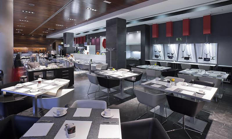 Confortel Atrium Hotel
