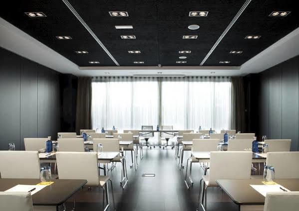 Confortel Atrium 4*