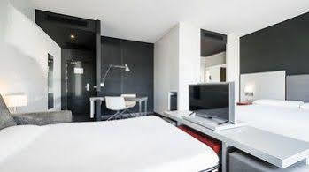 Confortel Atrium Hotel 4*